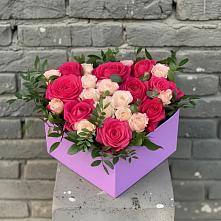 Цветочная композиция из Розы в коробке в Красной Горке