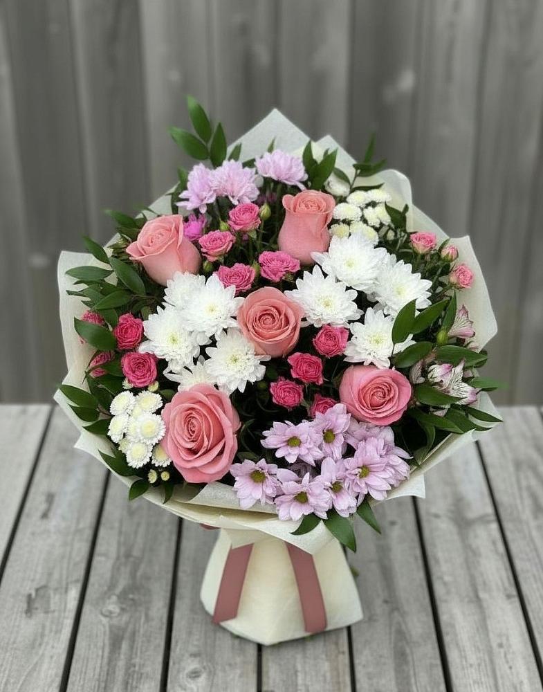 Букет цветов из: Альстромерии, Гвоздики, Розы и Хризантемы в Красной Горке