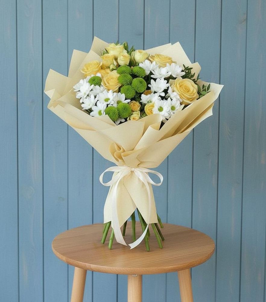 Букет цветов из: Хризантемы и Розы в Красной Горке