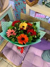 Букет цветов из:  Герберы, Хризантемы и Альстромерии #REPLACE_PRED# Красной Горке