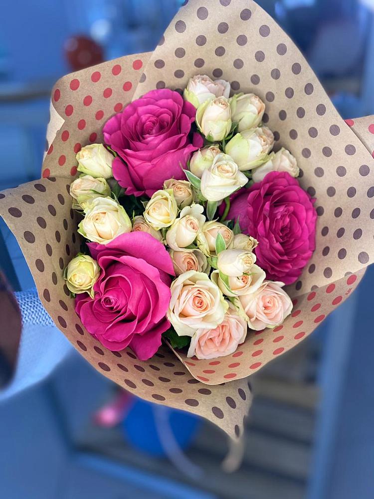 Букет цветов из: Розы в Красной Горке