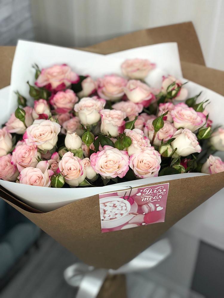 Букет цветов из: Розы в Красной Горке