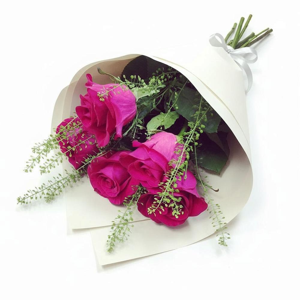 Букет цветов из: Розы в Красной Горке