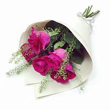 Букет цветов из:  Розы в Красной Горке