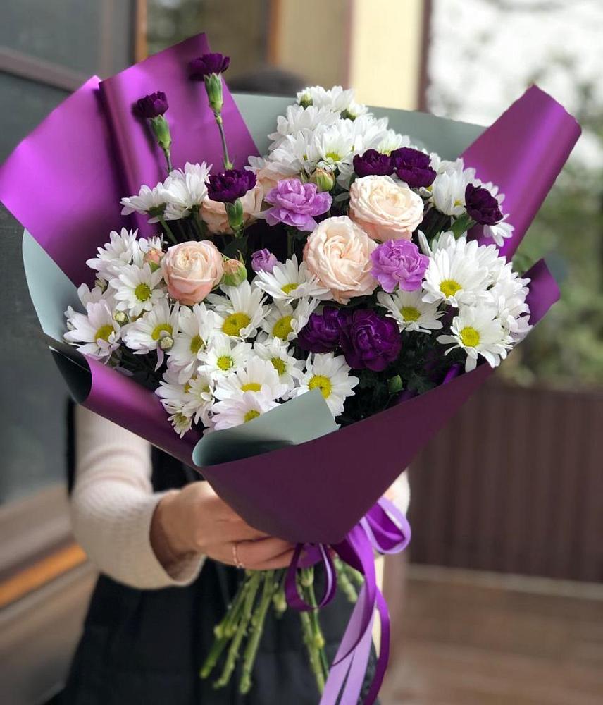 Букет цветов из: Хризантемы, Гвоздики и Розы в Красной Горке