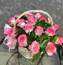 Цветочная композиция из Розы в корзине #REPLACE_PRED# Красной Горке