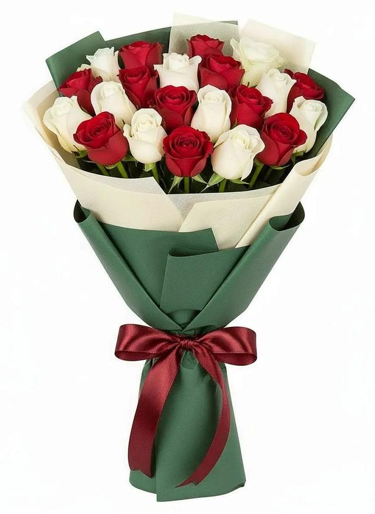 Букет Микс из красных и белых роз в Красной Горке