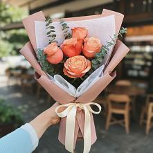 Букет цветов из:  Розы #REPLACE_PRED# Красной Горке