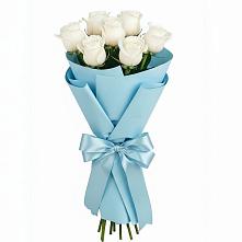 Букет 7 белых роз Проуд в Красной Горке