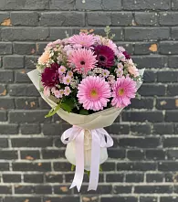 Букет цветов из:  Герберы и Хризантемы в Красной Горке