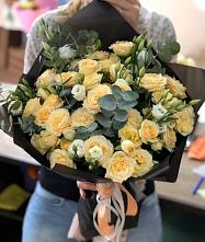 Букет цветов из:  Розы и Лизиантусы #REPLACE_PRED# Красной Горке