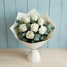 Букет Белые розы в Эвкалипте в Красной Горке